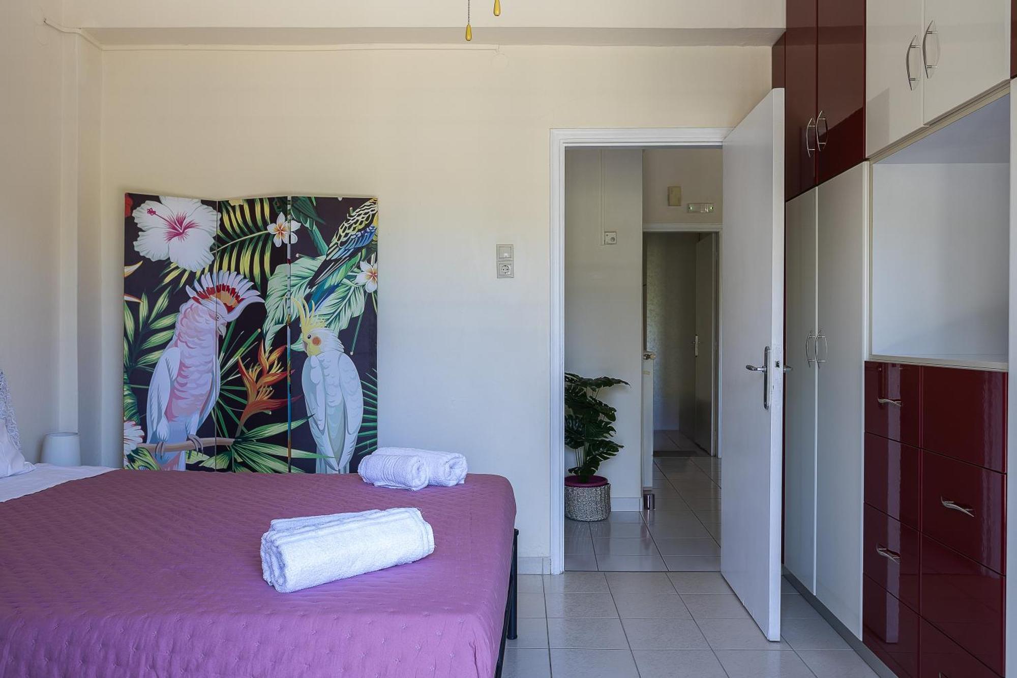 Garden Apartment *